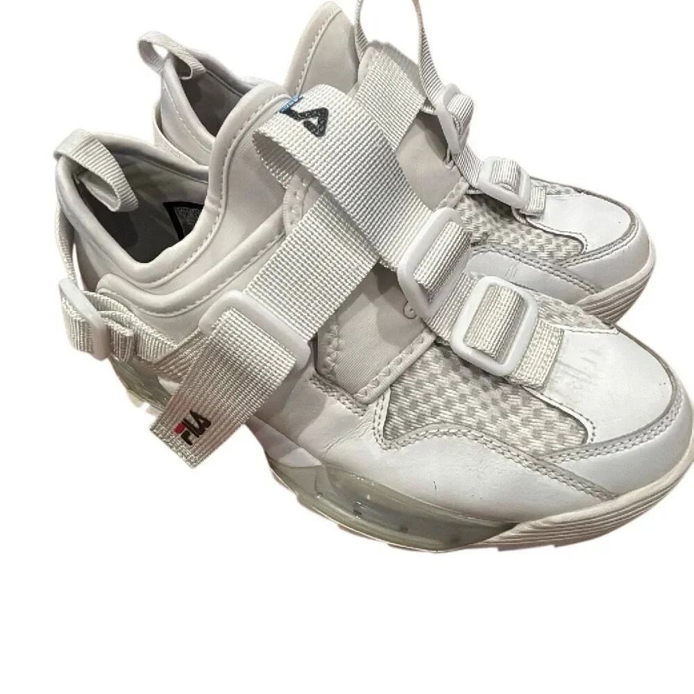 Fila Mindblower Women’s Chunky Sneakers — White / Size 7